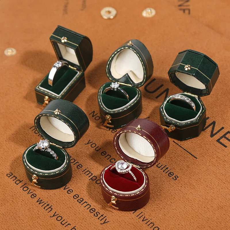 Delicate Mini Retro Jewelry Ring Box Vintage Antique European Small Jewellery Gift Packaging Casket 250117