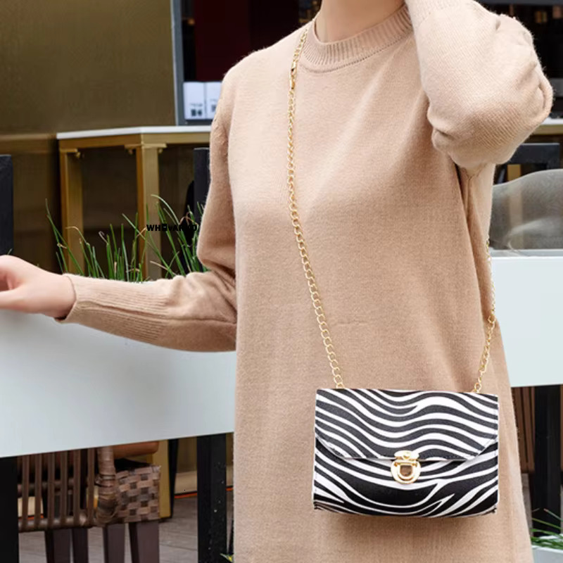 Women Designer With Chain Shoulder Leopard Print Leather Handbag Ladies Fashion Crossbody Bag Casual Tote