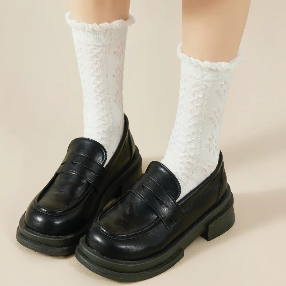 7 Pairs Ruffles White Women Socks Floral Middle Tube Crew Socks s Japanese Style School Socks Dancing Autumn Spring 250121