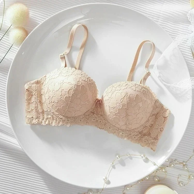 Women Underwear Thickened Bra for Small Breasts Gather Together with Steel Rings Shaped Upper Support A Cup Flat Double 250122