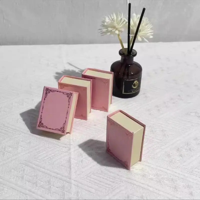 Wholesale Vintage Jewelry Book Box For Ring Pendant Earrings European Style Portable Packaging Box 250117