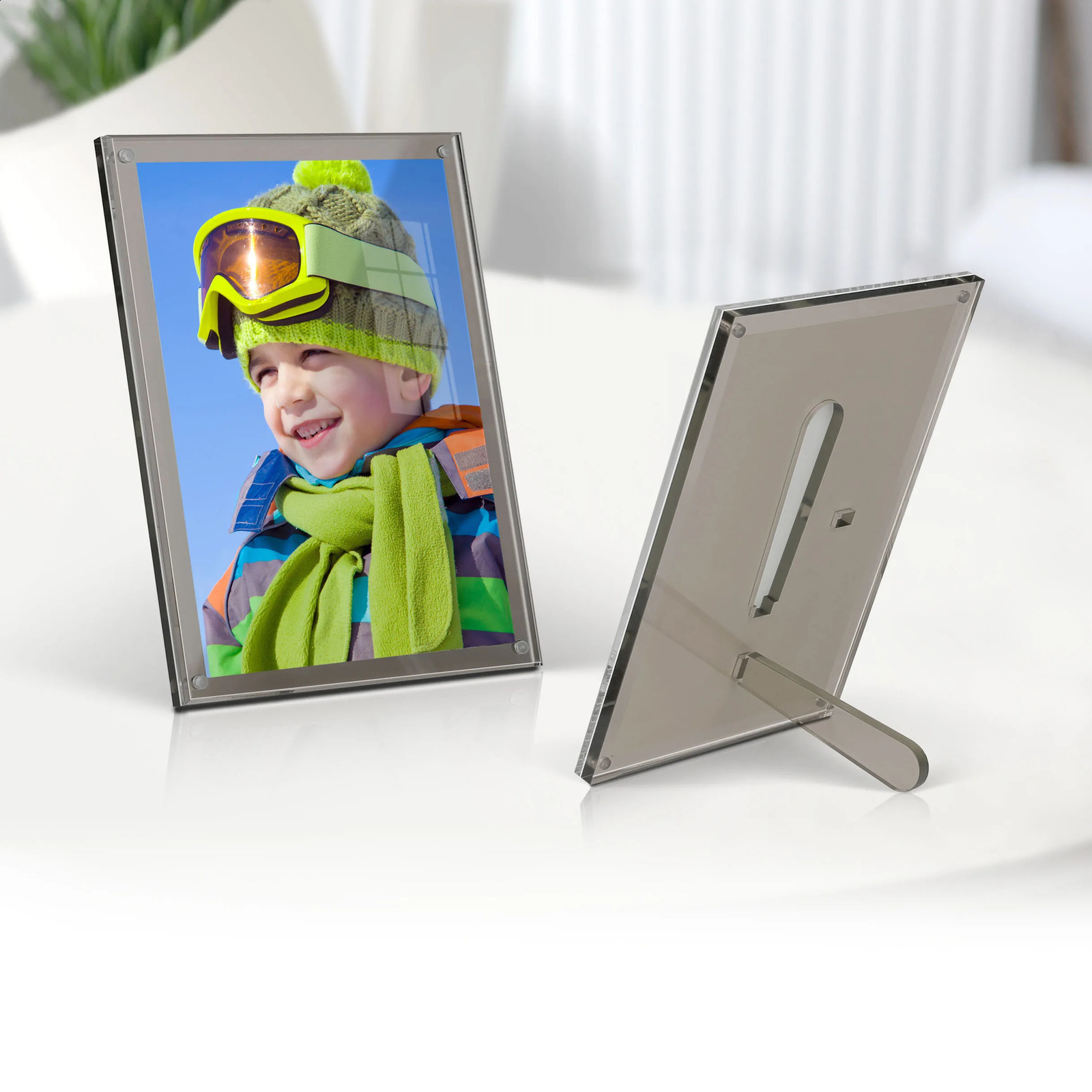 Acrylic Magnetic Mini Home Po Picture Frame Tabletop Childrens drawing Poster Magnet Certificates Display Gift 6 inch 250114