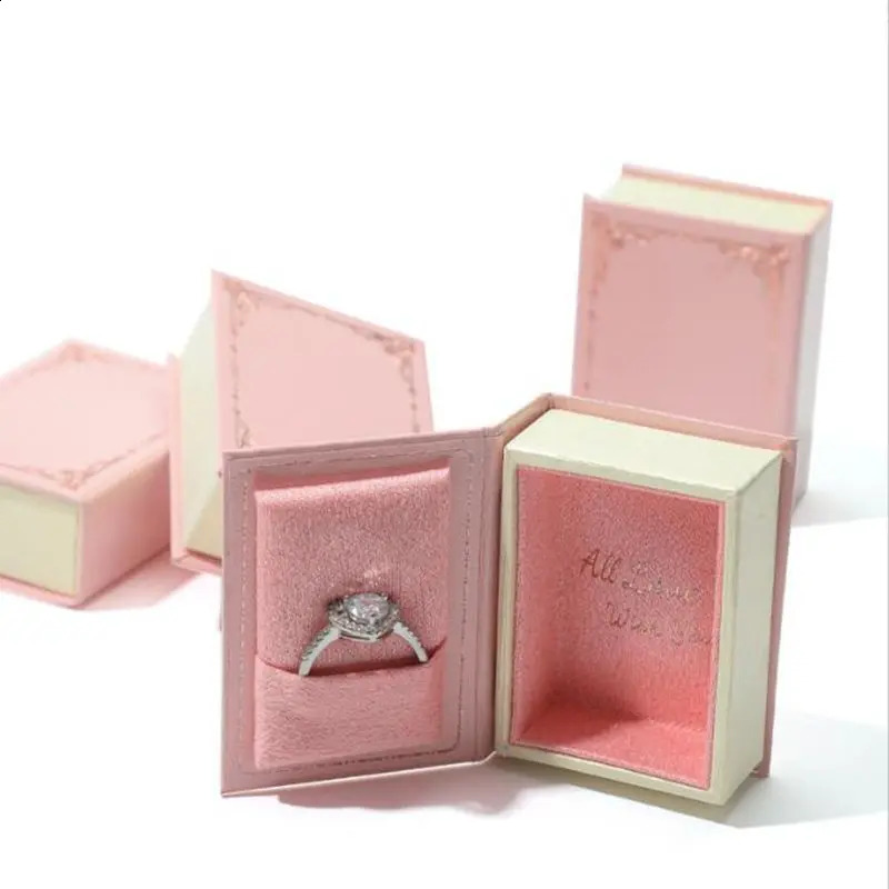 Wholesale Vintage Jewelry Book Box For Ring Pendant Earrings European Style Portable Packaging Box 250117
