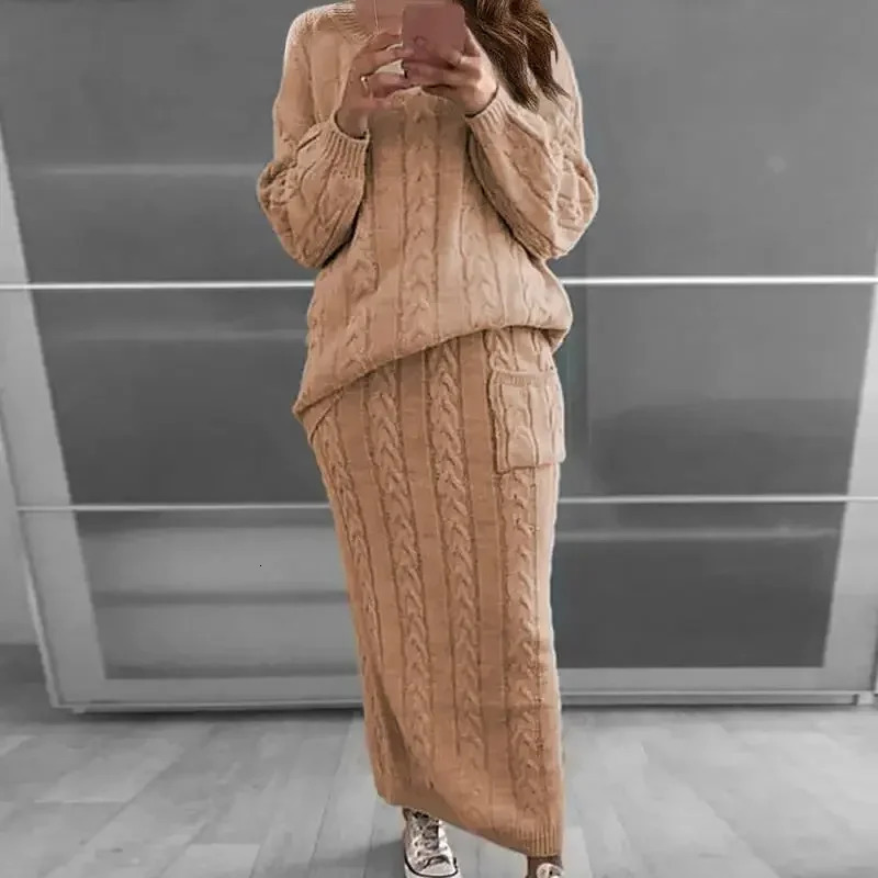 Womens Sweater Set Autumn and Winter Two Piece Sets Oneck Knit Tops Skirt Solid Casual Warm Dress 250122