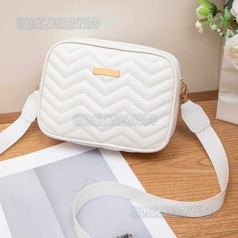 Ladies Handbags 2024 New Wave Embroidered Shoulder Bag Versatile Crossbody Bag for Women Camera Bag H250801