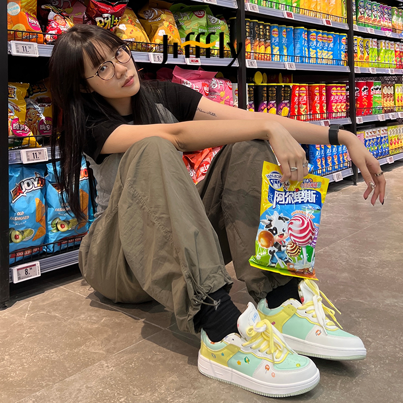 Jifffly Skateboard Shoes 2025 New Summer White Shoes for Girls and Students with Thick Sole and Versatile Style