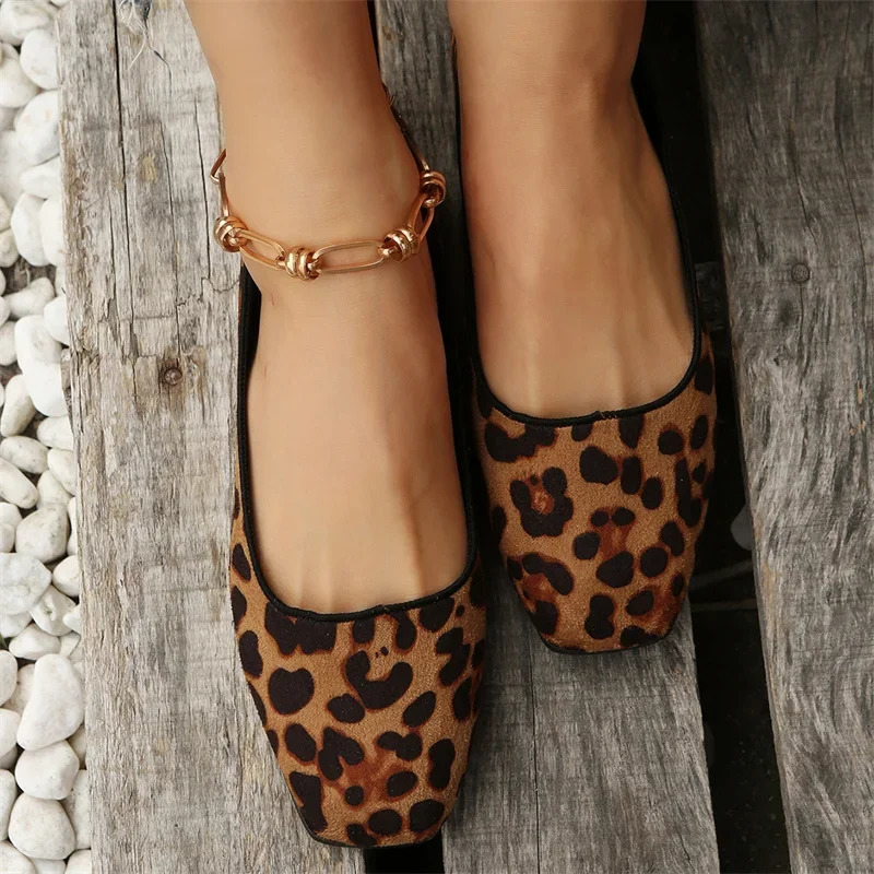Spring Autumn Fashionable Comfortable Elegant Versatile and Wear-resistant Casual Flat-soled Leopard Print Shoes 250731