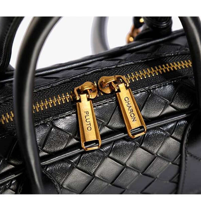 Minimalist Unique Leisure Stylish Bag Women Casual Woven Simple Vintage Fashionable Trendy Design Pu Material Crossbody Handbag