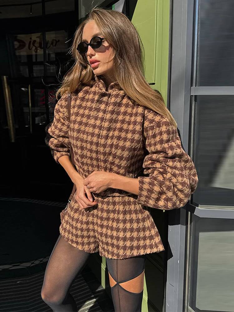 Retro Tweed Plaid Jacket Shorts Woman's Set Elegant Stand Collar Zipper Jackets High Waist Pants Sets Female 2025 Spring Outfits dongdumaoyi