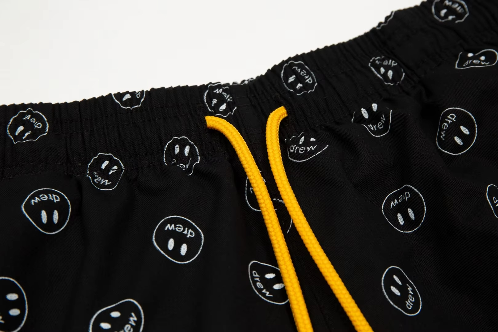 DREW HOUSE Hot Sale Men Crystal shorts beach shorts, casual, versatile, trendy brand-name printed shorts