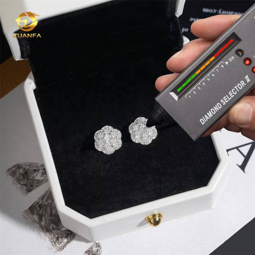Hot Sale High Quality Cheap Price Hip Hop Style Iced Out 925 Silver Flower Cluster Men Moissanite Earrings