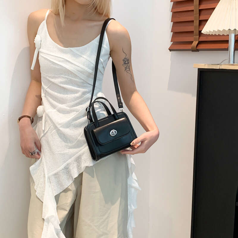 Minimalist Mini Handheld for Women Fashion Versatile Korean Style High-end Feel Women's Crossbody Small Square Bag