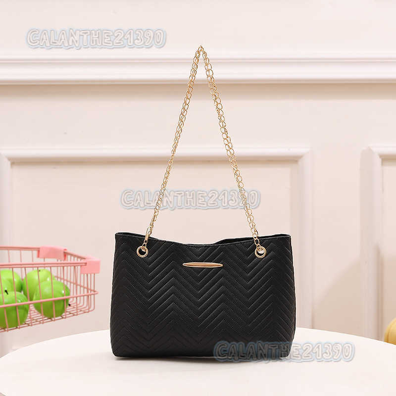 Woven Single Shoulder Bag 2025 Bag New Storage Bag Womens Bag Large Capacity Soft Bag H250801