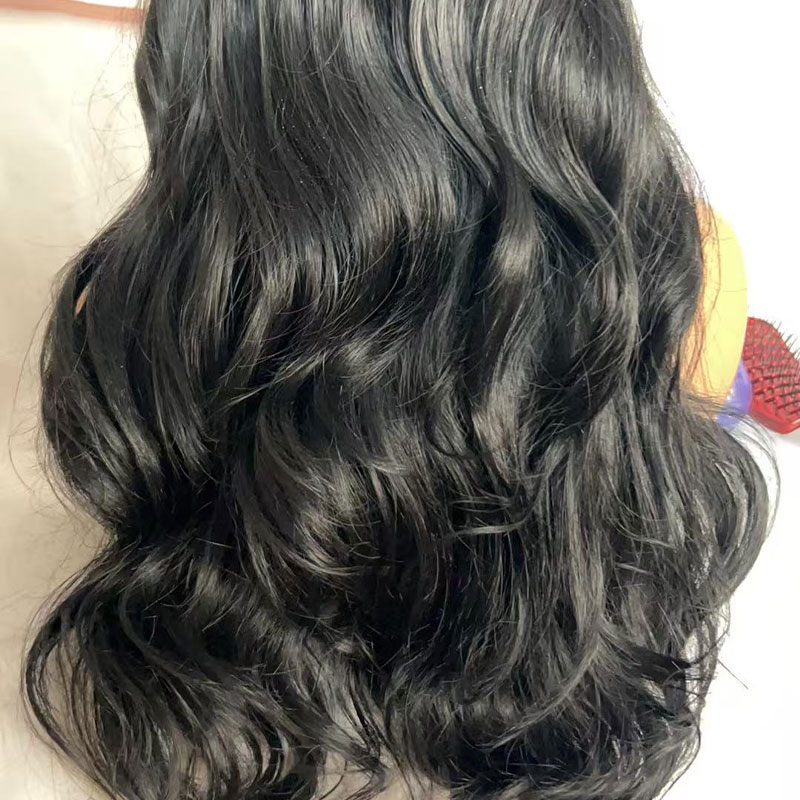 Wig with centre parting, large waves, long curls and voluminous long hair