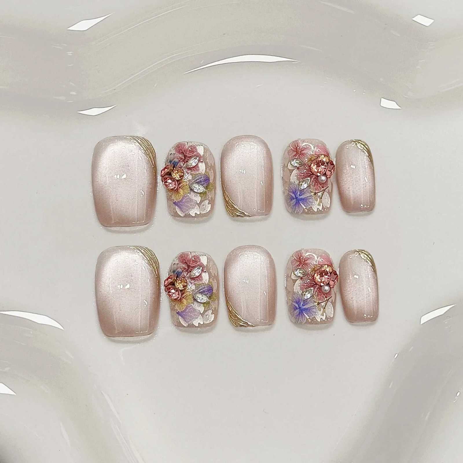 10 Pcs Short Press on Nails Handmade Full Cover Shiny Cat Eye Finished Nails Set Fashion Summer Rhinestone Nail Art R250807