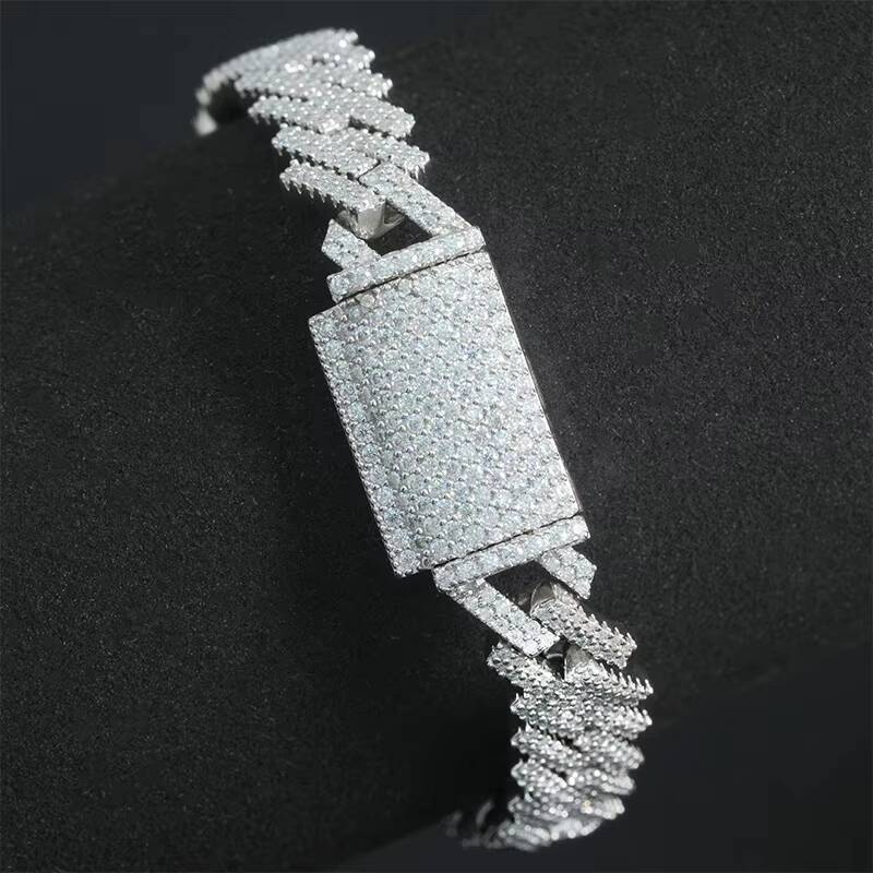 Luxury Men Hip Hop Iced Out Fine Jewelry S925 Silver VVS 10MM Moissanite Cuban Link Chain Necklace