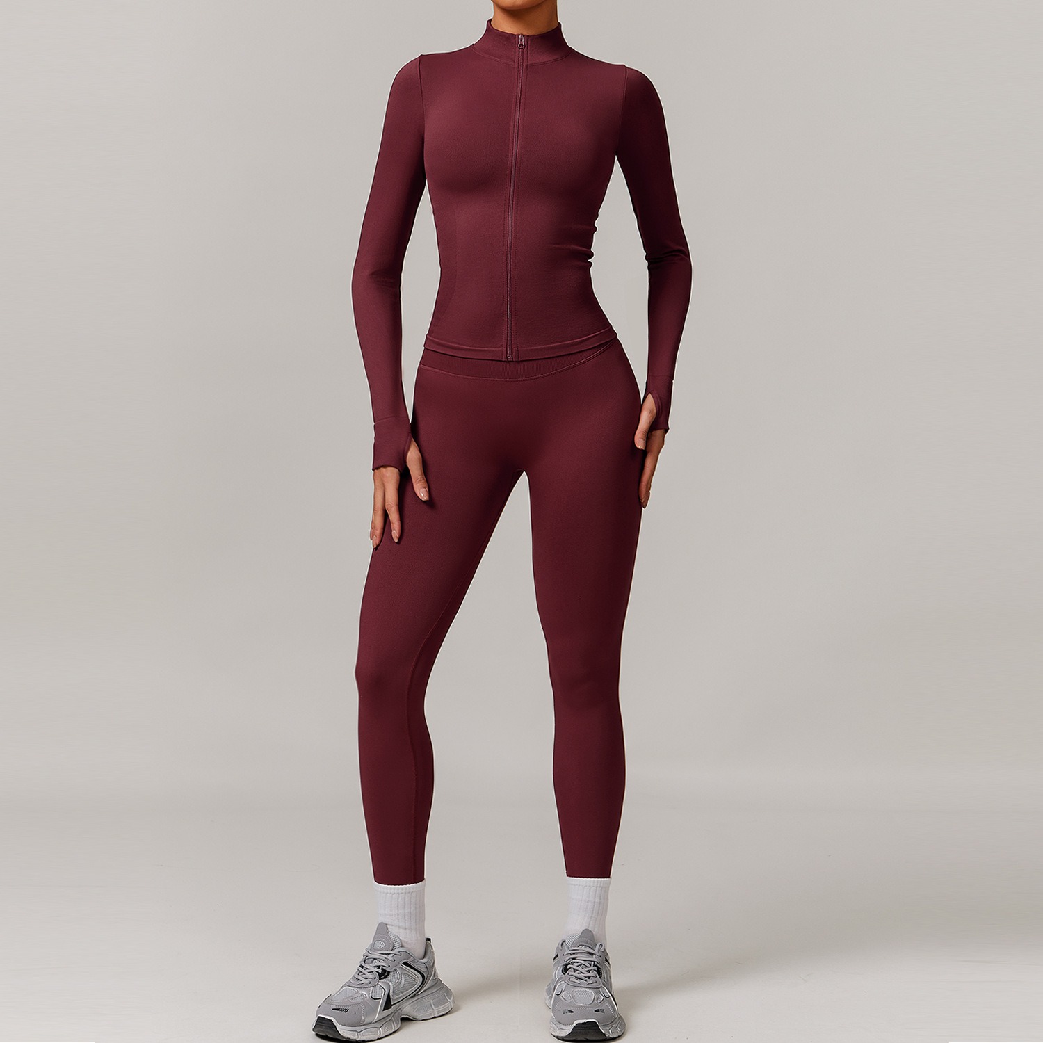 Seamless Strappy Back Yoga Set 2-Piece Tight Fit Sportswear for Women, Quick-Dry Gym & Fitness Outfit