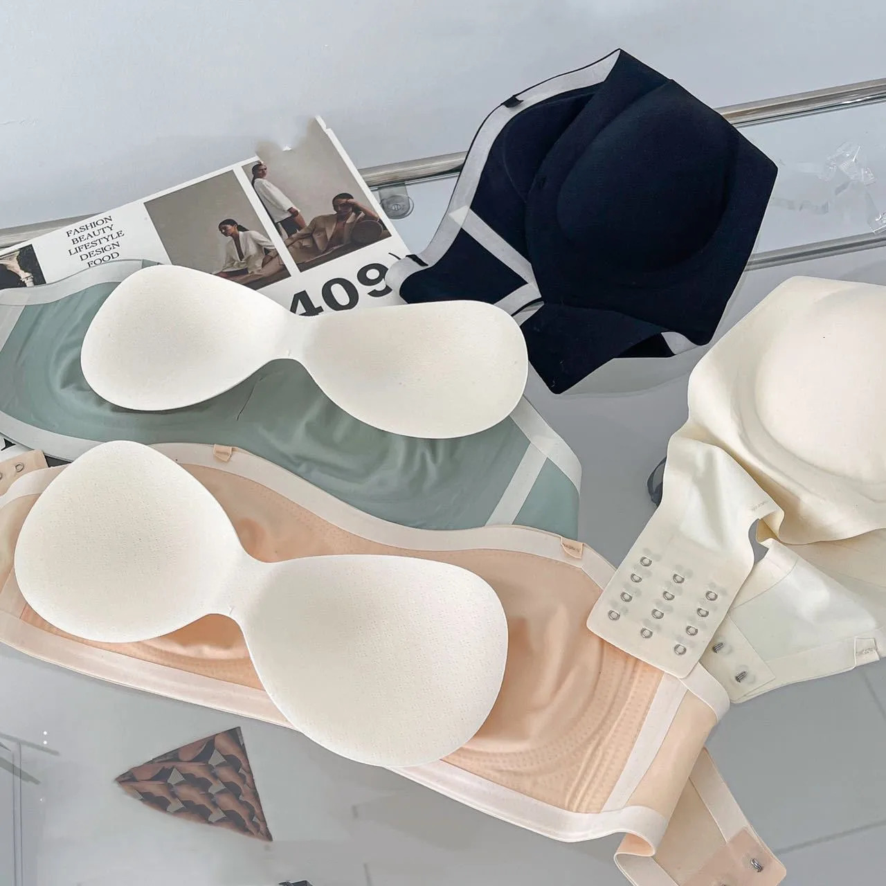 Strapless Bras For Women Seamless Underwear Push Up Nonwire Bra Tube Crop Tops Summer Comfort Female Lingerie Padded Top 250724