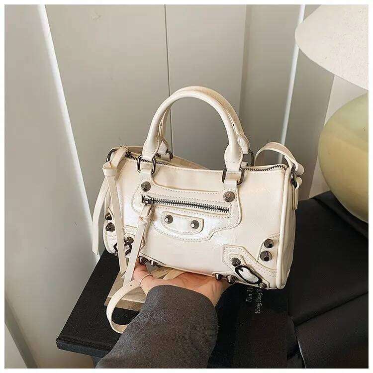 Trendy Women Shoulder Bag Genuine Leather Rivet Design Adjustable Strap Stylish Handbag for Work Dating Office Casual