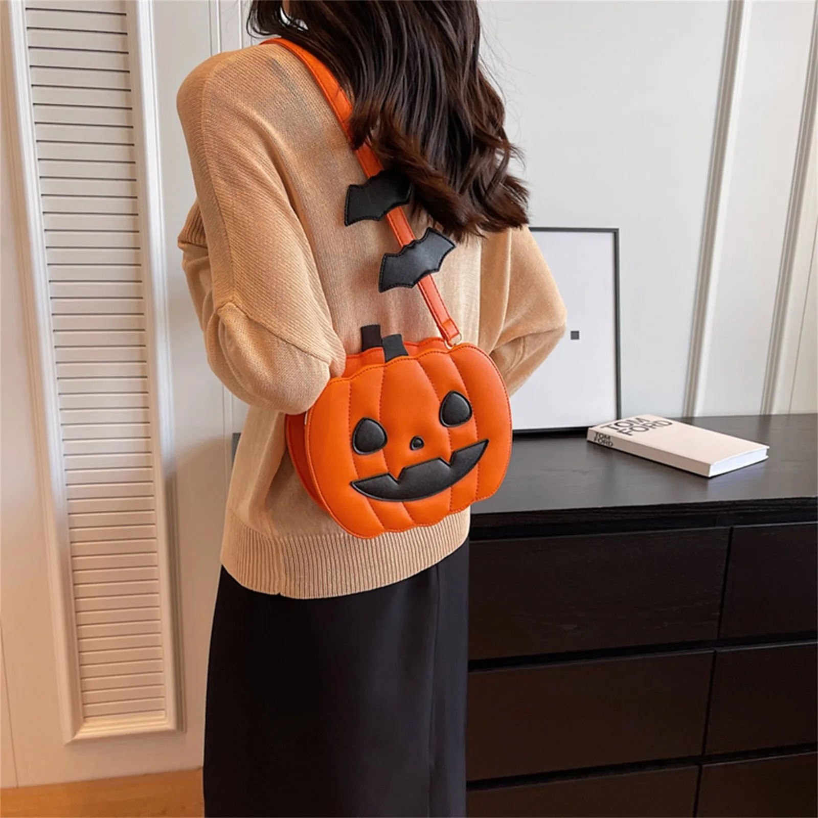 Enchanting Halloween Pumpkin Bag Devilish Style With Ghost Skull Accent Fashion Purse For Women Girls 250731