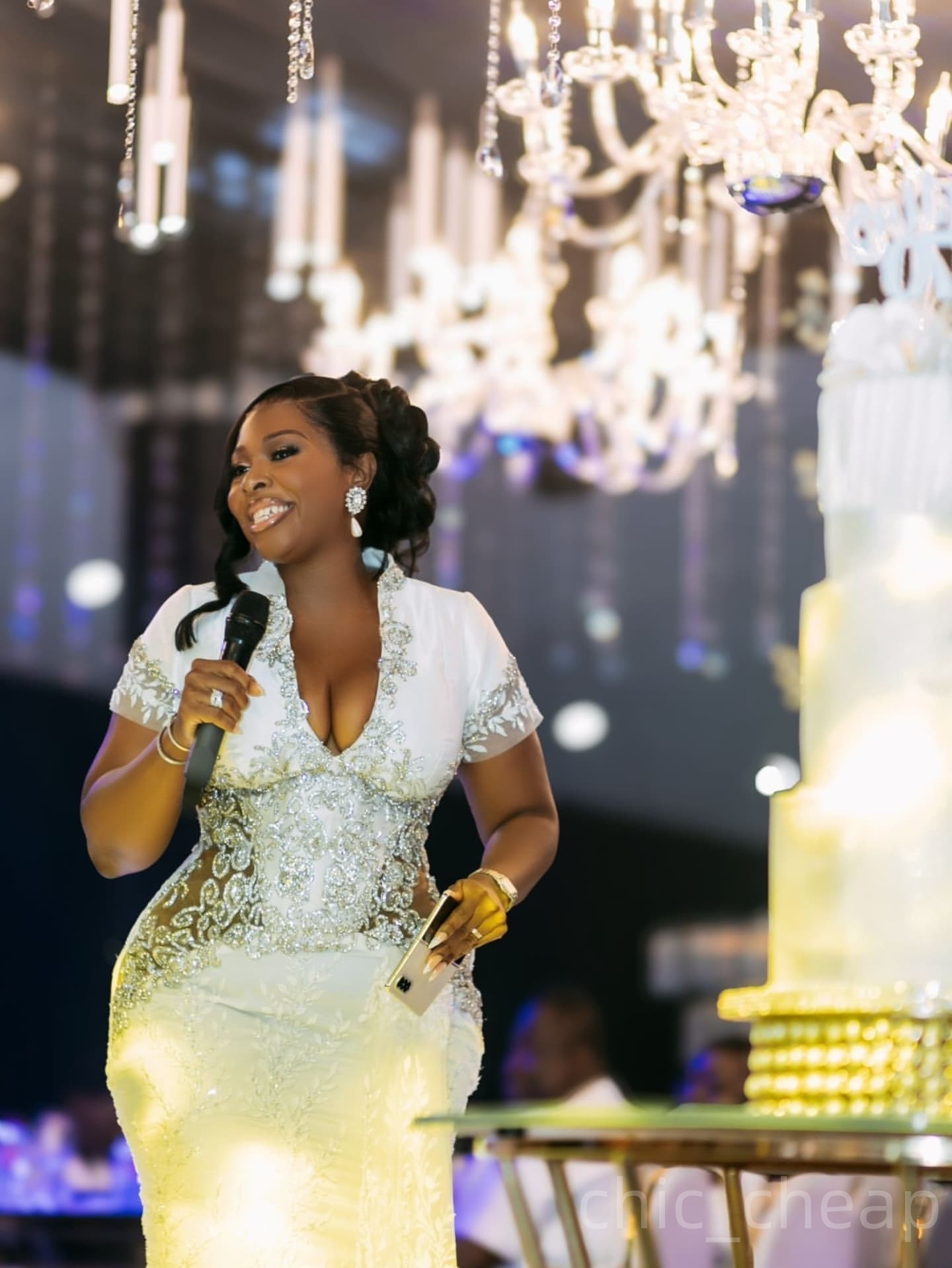 White Sheath Prom Dresses 2025 Lace Beaded Deep V-neck Vintage Evening Formal Party Second Birthday Engagement Gowns Plus Size Dress For Special Occas