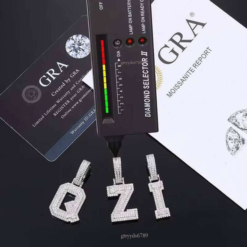 Custom-made pendantSterg Sier 26 Letter Moissanite Pendant Jewelry Making Charms Elegant Necklace for Gifts