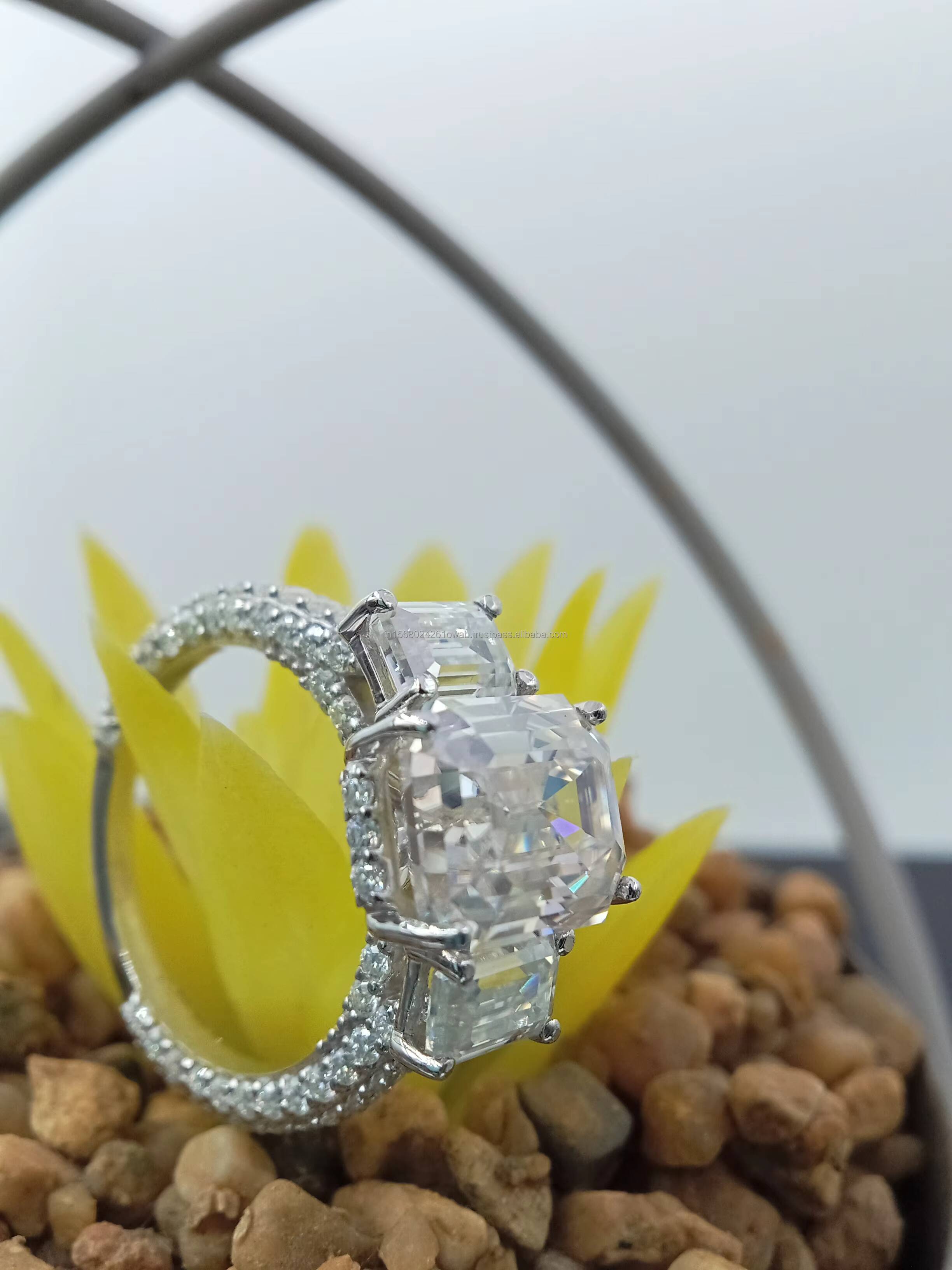 DVINS Iced Out Halo Single 1ct Jewelry Pave Diamond S925 Engagement Wedding Eternity Moissanite THREE STONE Emerald Cut Ring