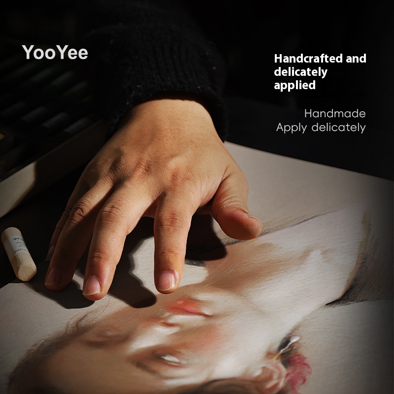 Shupuflecale paints come in a uniform color. They are pure imported colored chalk and are made with soft-handling chalk.