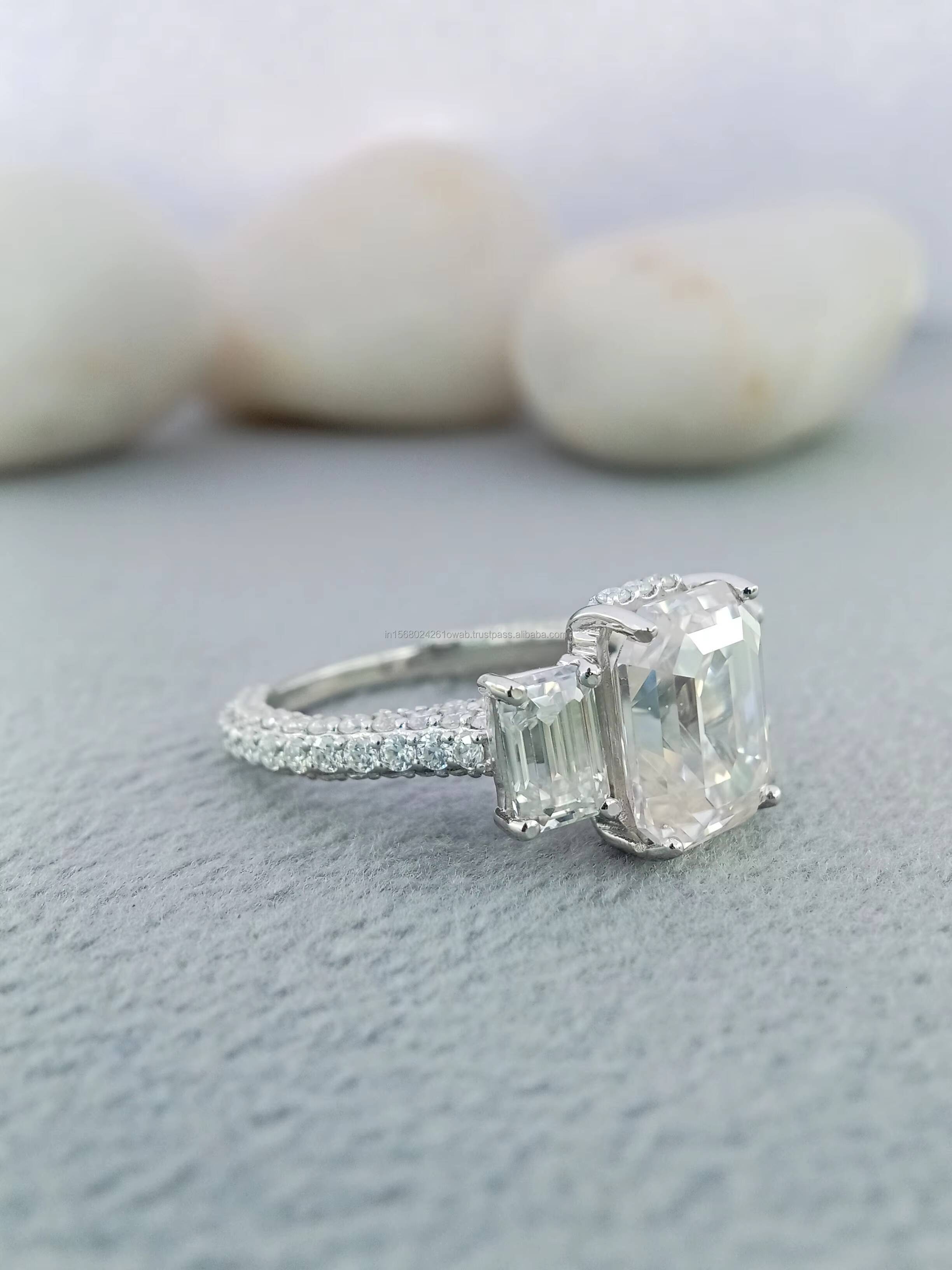 DVINS Iced Out Halo Single 1ct Jewelry Pave Diamond S925 Engagement Wedding Eternity Moissanite THREE STONE Emerald Cut Ring