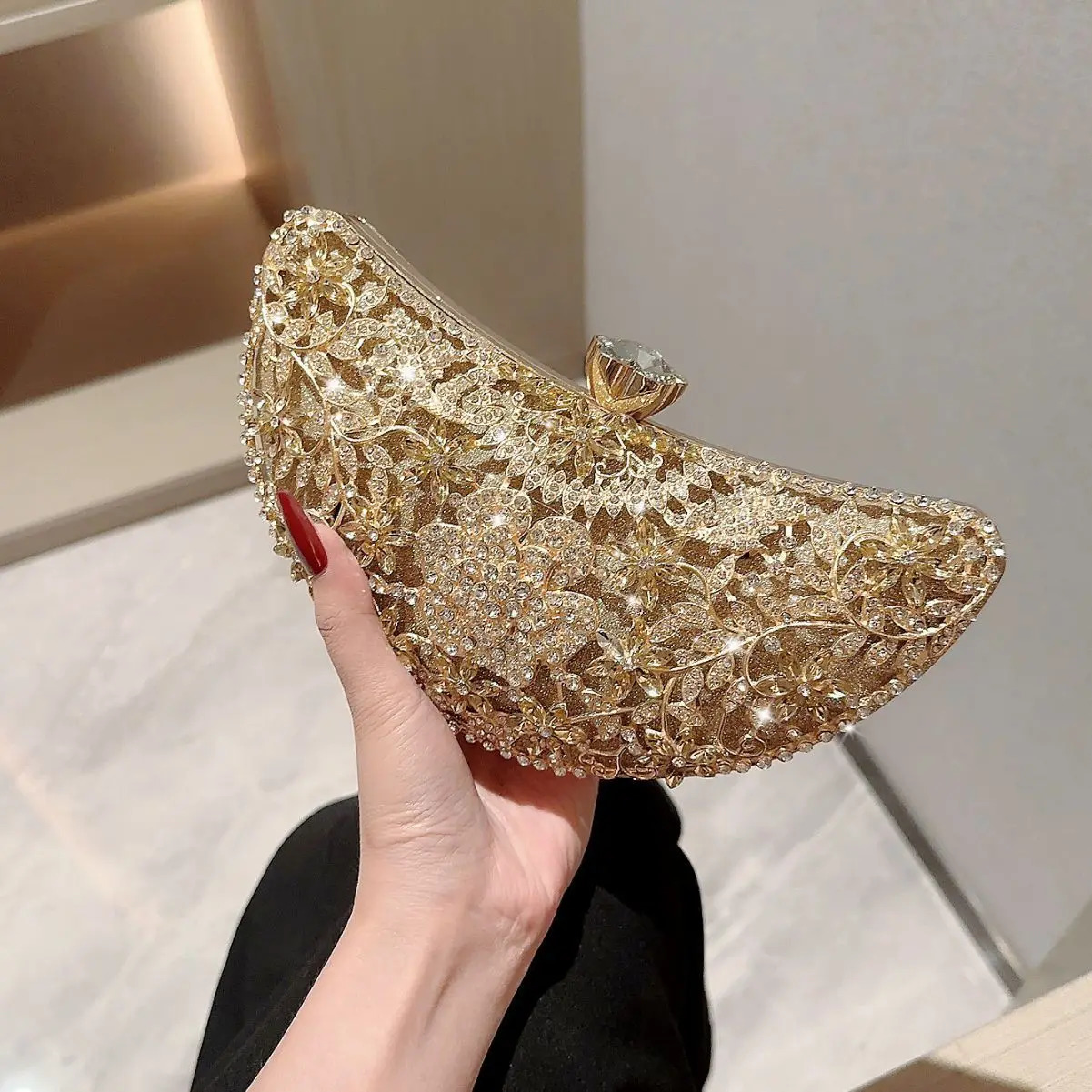 Diamond Women Clutch Evening Bags Bridal Crystal Flower Banquet Chain Shoulder Handbags Purses Wedding Party Dinner Bag 250731