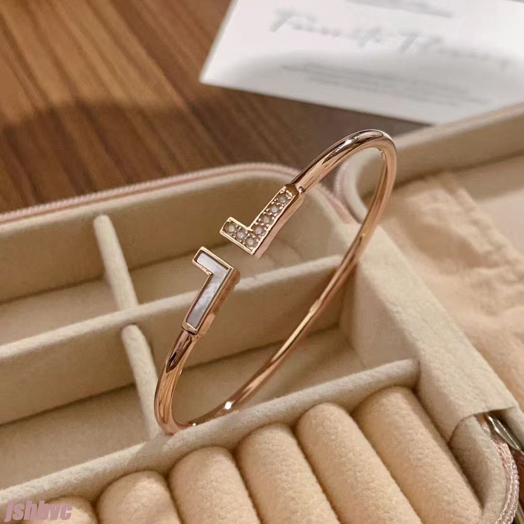 Bracelet designer bracelet 2025 new net red with double T bracelet opening plated 18Kv gold full of diamonds star with models quality bracelets fashion versatile