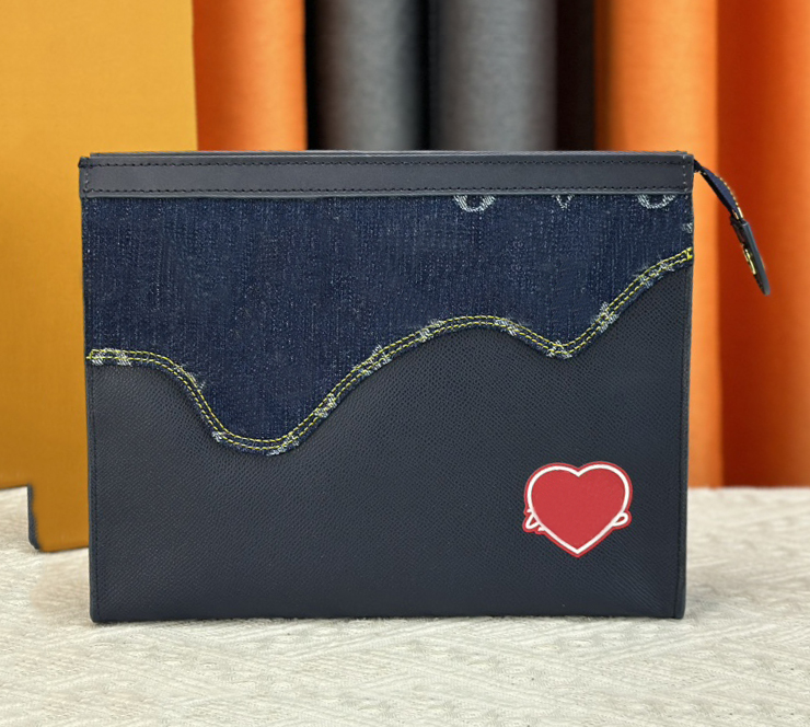 clutch bags designer bag Elegant Clutch Purses for Every Occasion Versatile Denim Clutch Bag wallet fashion Luxury Embossed leather premium bags Carry around
