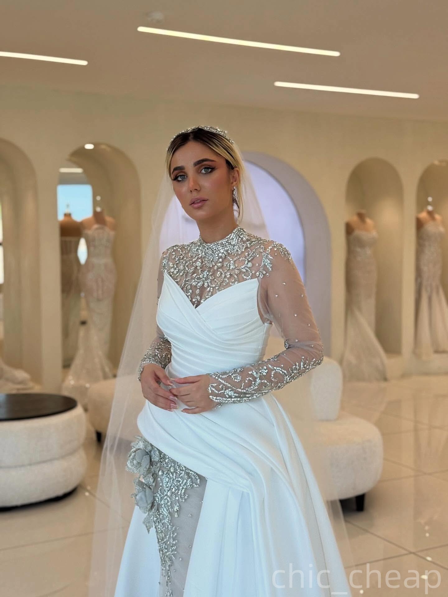 2025 Aso Ebi Plus Size Ivory Sheath Wedding Dress Crystals Lace Flower Satin Illusion Full Sleeves Vintage Bridal Gowns Dresses ZJ065
