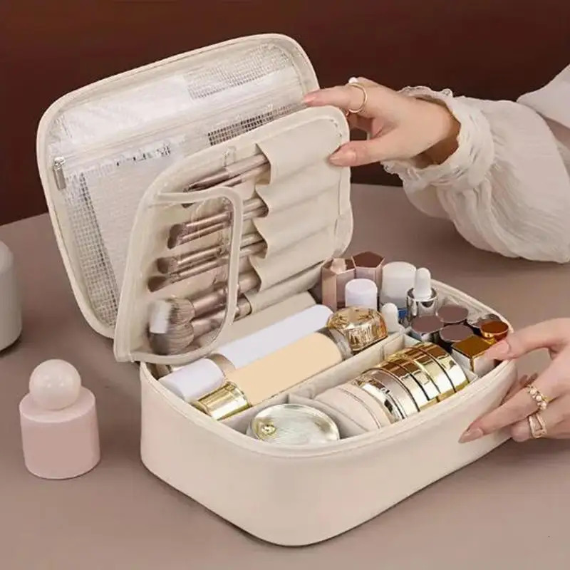 Artificial Leather Large Capacity Makeup Bag Detachable Partition Makeup Storage Bag Travel Makeup Box Birthday Gift 250731