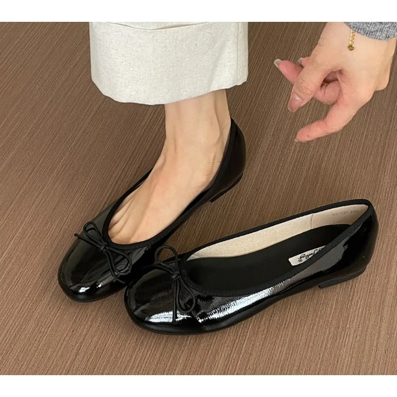 Red Elegant Bowknot Round Toe Womens Flat Shoes Comfort Slip-On Ladies Ballerina Single Mules Shoes Zapatos Mujer 250731