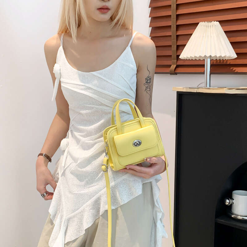 Minimalist Mini Handheld for Women Fashion Versatile Korean Style High-end Feel Women's Crossbody Small Square Bag