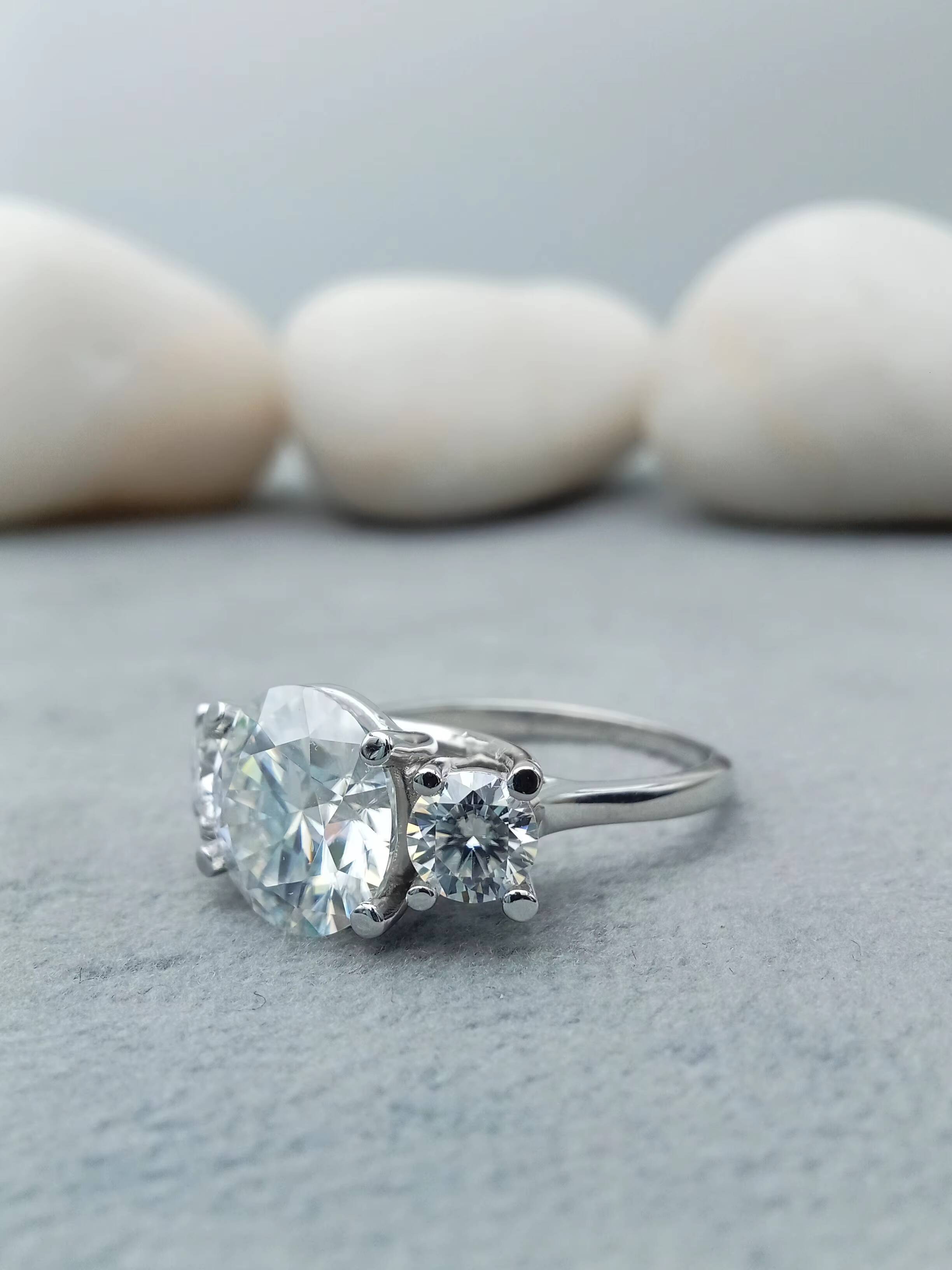 10K Solid Yellow Fine Jewelry Engagement Ring with 2.5 CT White Moissanite Three-STONE Wedding Set Featuring Emerald for Parties