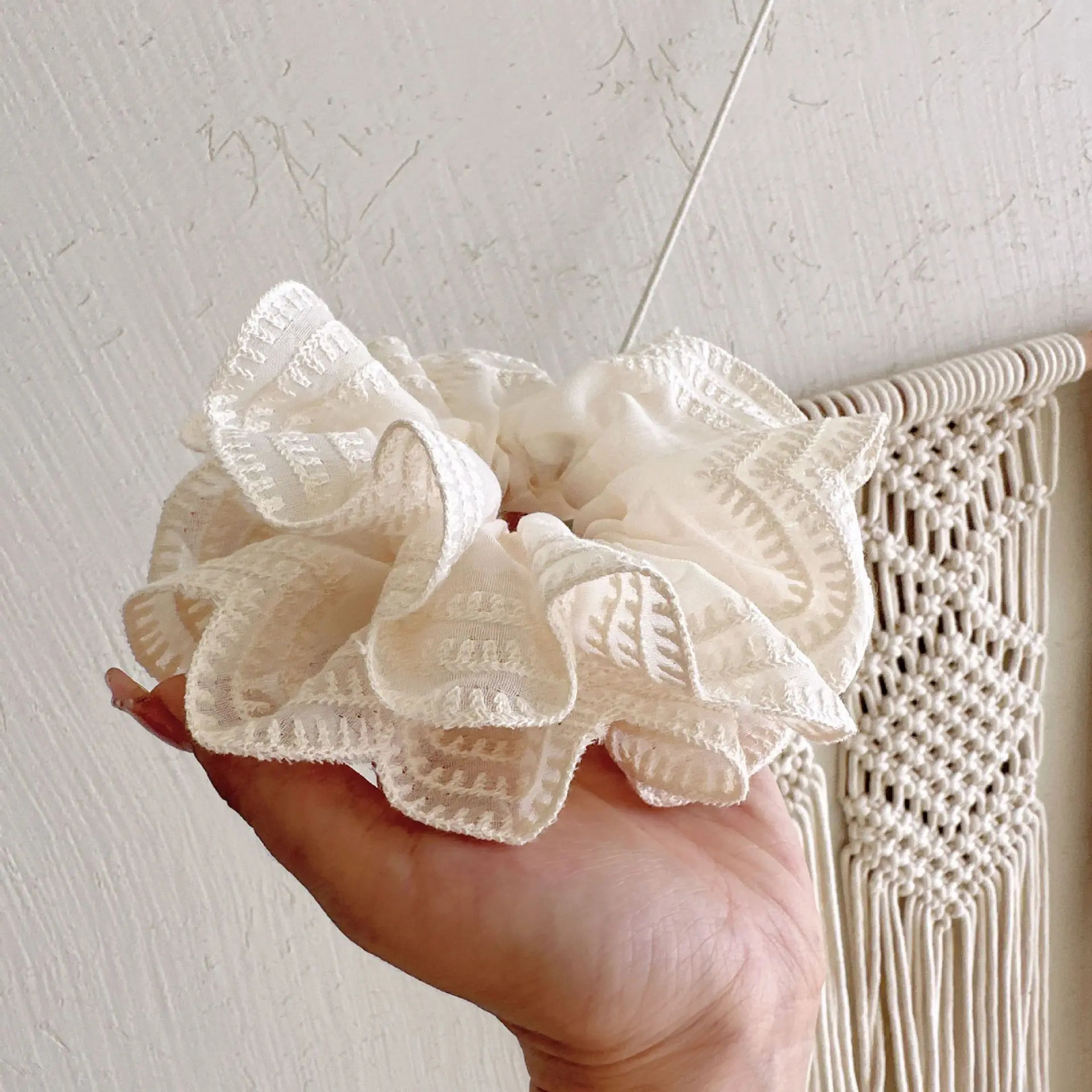 Women Large Lace Scrunchies Elastic Hair Bands Ponytail Holders Tie Solid Color Hair Rope Scrunchy Rubber Bands Women Hair Ring 250730