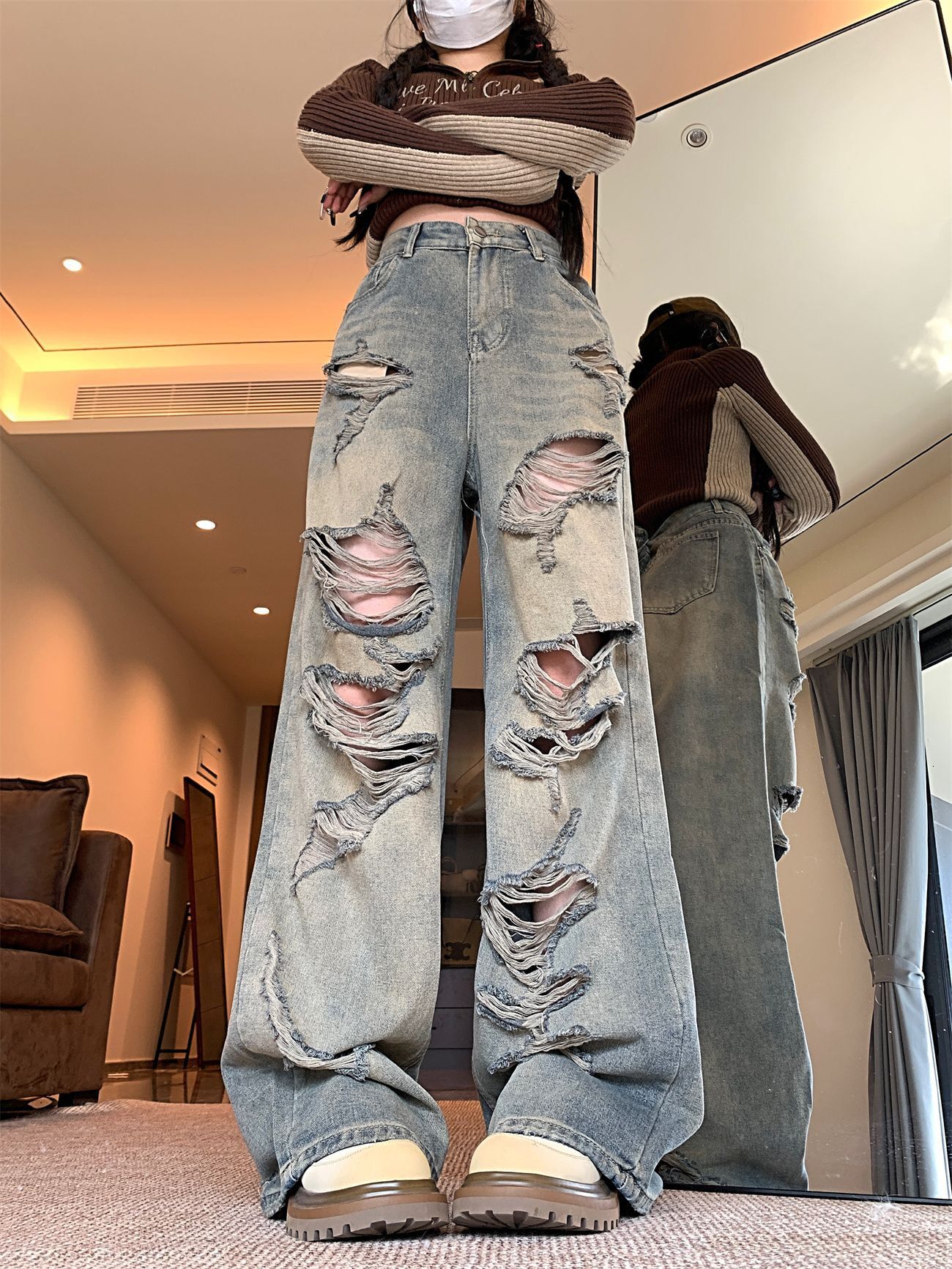 2025 Summer New Wilderness Style Ragged, niche fashion, retro beggar floor pants, designer jeans, designer pants, women's jeans