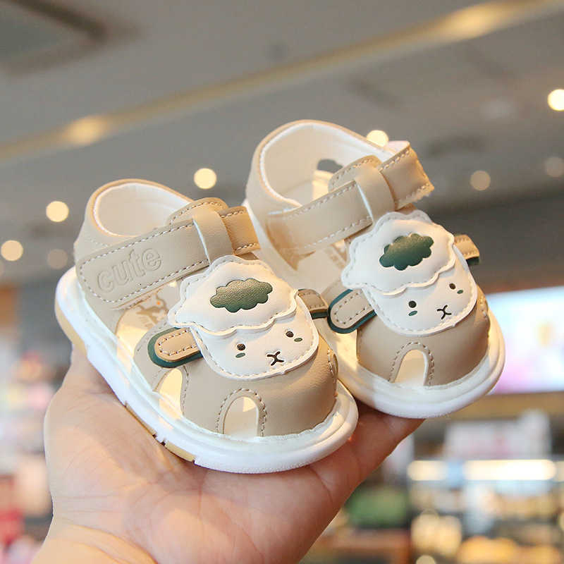 First Walkers 2025 Summer New Baby Toddler Sandals Closed-Toe Soft Sole Boys and Girls Walking Shoes 0-1-2 Years Old Non-Slip Squeaky Shoes