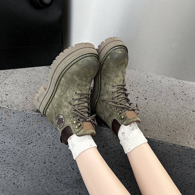 New Free Shipping designer boots for womens boots PINK green brown New Fashionable Internally raised leather thick soled Martin boots