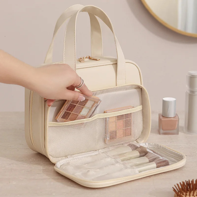 Portable Makeup Bag For Women Large Capacity Cosmetic Bag Makeup Storage Organizer Waterproof PU Toiletry Clutch for Travel 250731