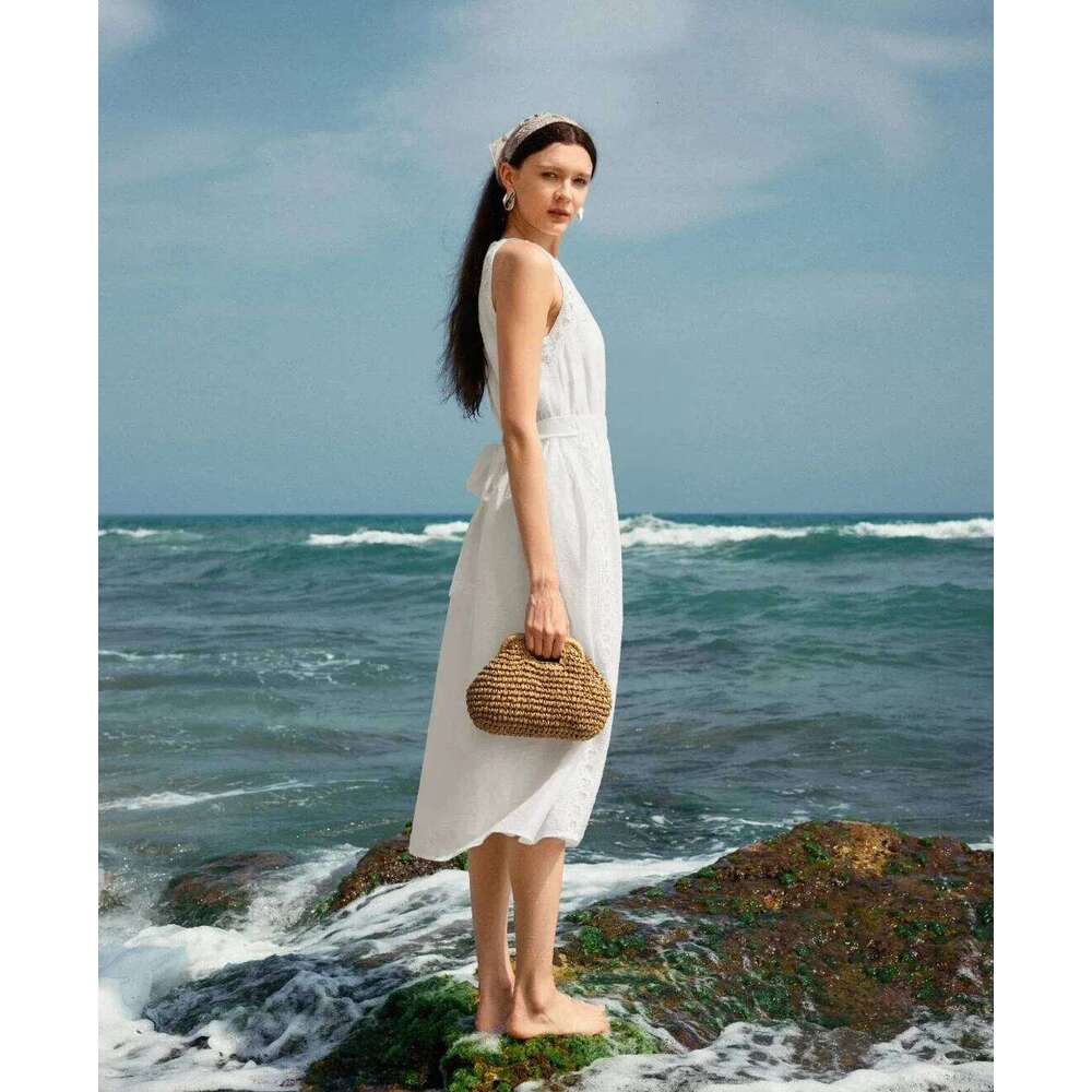 Hollow Out Tote Bags For Women Designer Handbag Purse New Weave small Shoulder Straw Beach Bag
