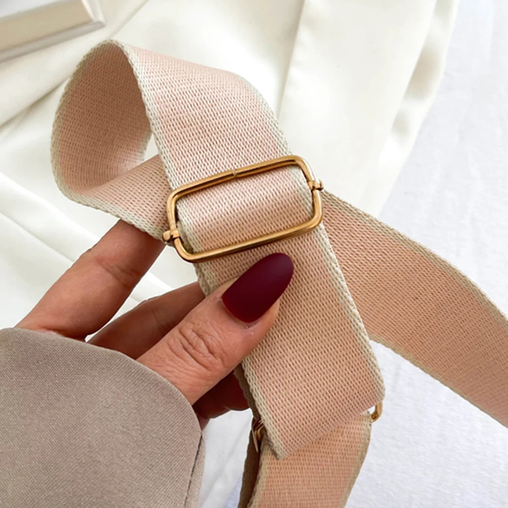 Rainbow Striped Fanny Pack Bum Bag Fashion Ladies Handbags Casual Adjustable Strap Simple Portable Colorful for Weekend Vacation 250731