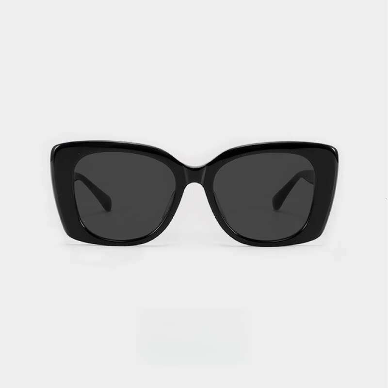 DHcollections Butterfly Cat-Eye Sunglasses UV400 Protection, Oversized Fashion Shades for Women (Black/Pink)