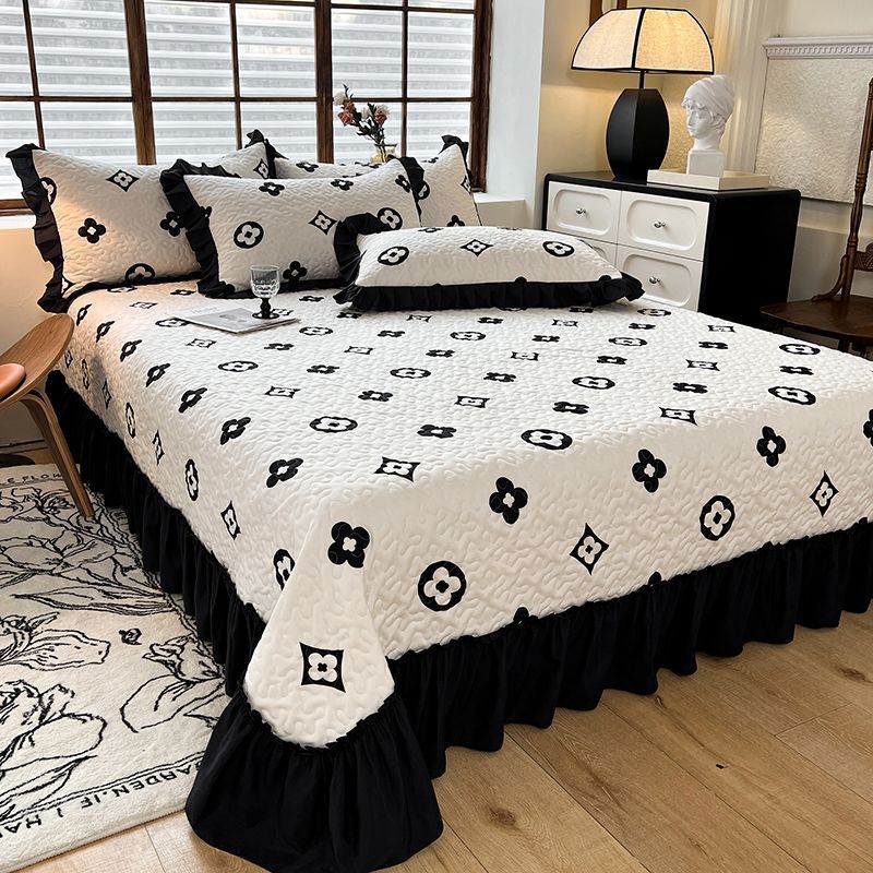 Luxury Designer Four-season Bed Skirt Lace Thickened Bed Sheet Four-piece Set Quilted Non-slip Bed Cover Single Piece Three-piece Set Tatami Mattress 