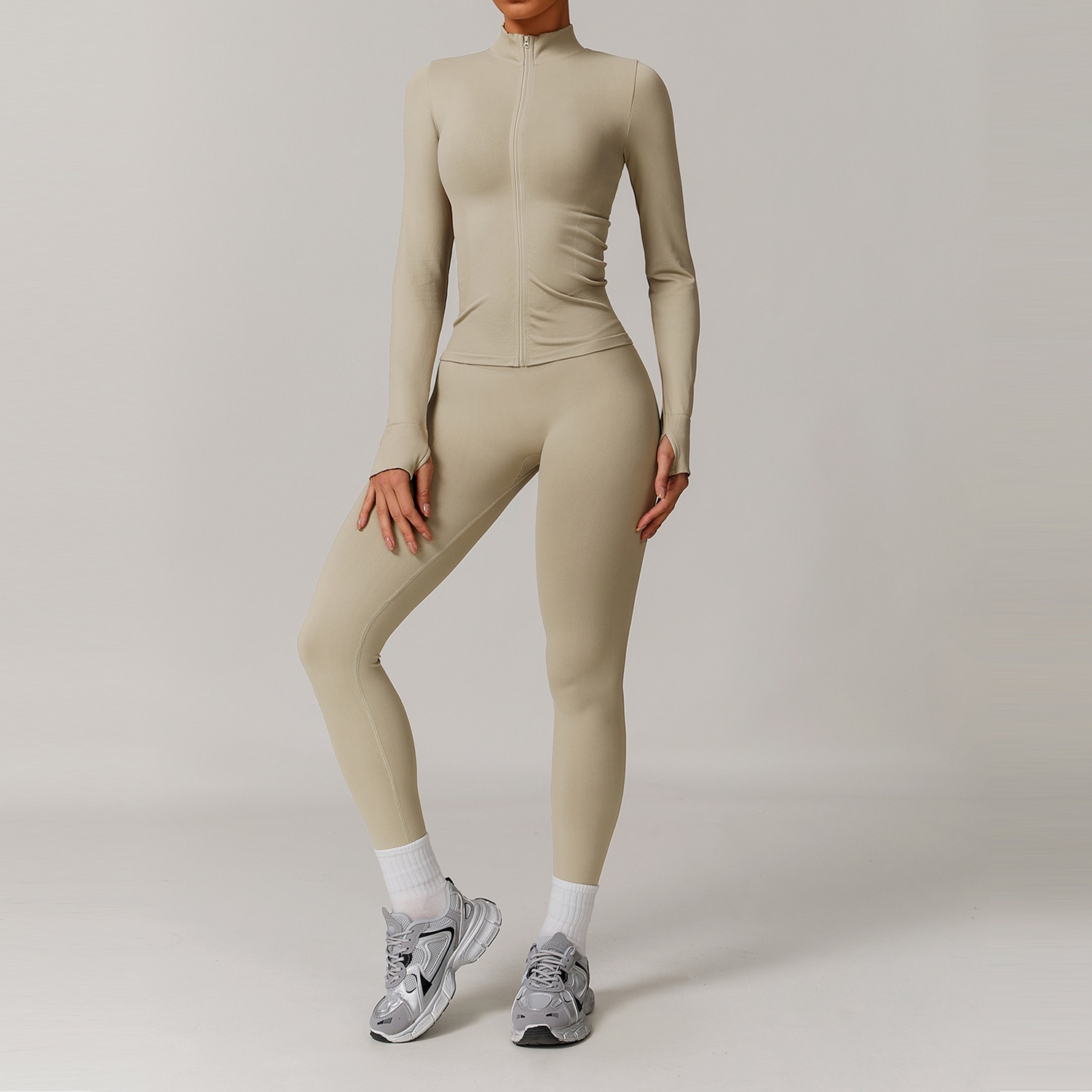 Seamless Strappy Back Yoga Set 2-Piece Tight Fit Sportswear for Women, Quick-Dry Gym & Fitness Outfit