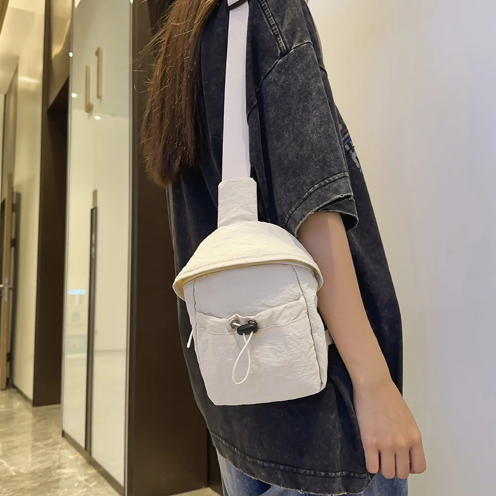 Summer Outdoor Lightweight Crossbody Bag for Men and Women Brown Canvas Chest Bag Sports Phone Bag 250731