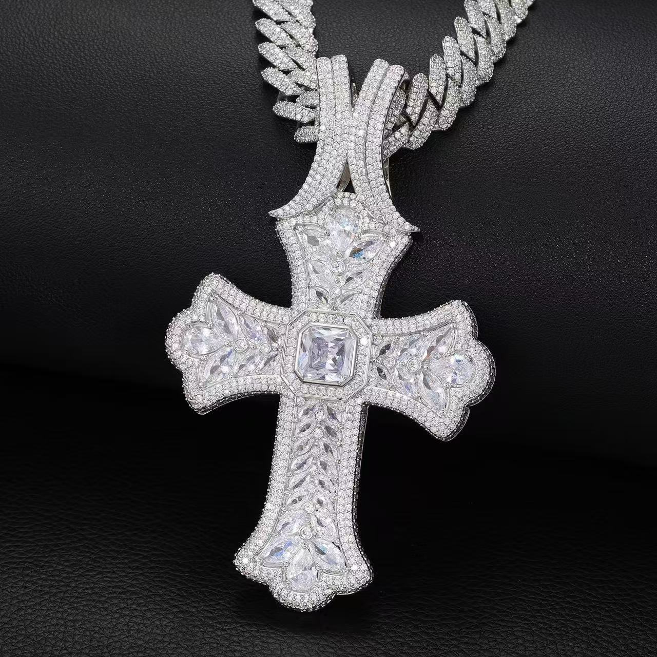 Designer Jewelry S Sier Mosonite Necklace Cross Pendant Cuban Link Chain with Seconds Over Tester Iced Out Vvs Moissanite Dia