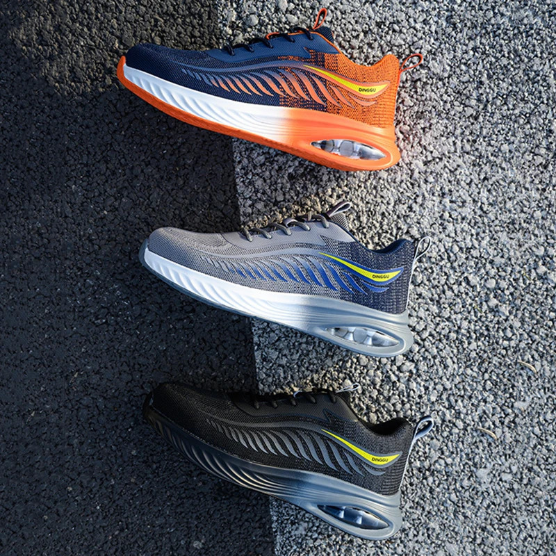 Summer Safety Shoes Men Lightweight Anti-smashing Anti-piercing Wear-resistant Flying Woven Breathable Deodorant Work Shoes 250731